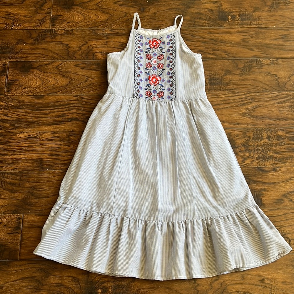 Beautiful girls size small dress